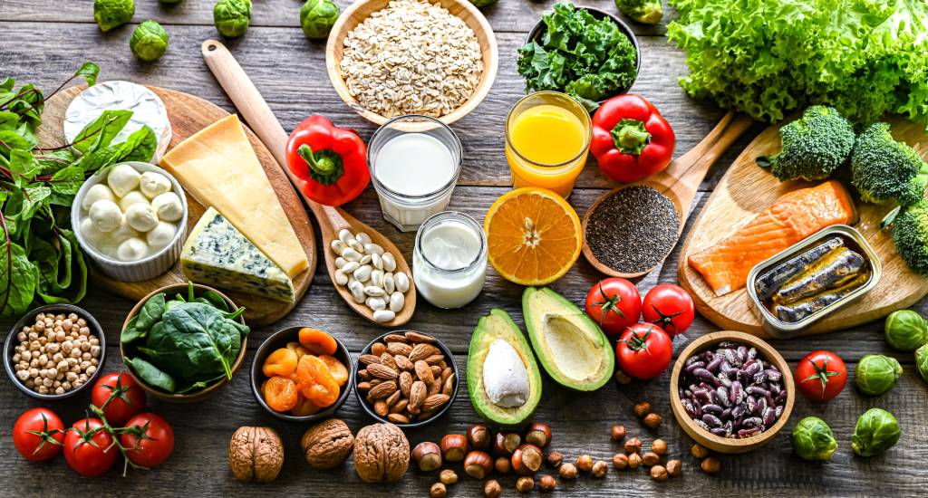 A food-made DNA strand replication, representing the relationship between food science, nutrition, and how to reset your metabolism with dietary health and wellness tools.
