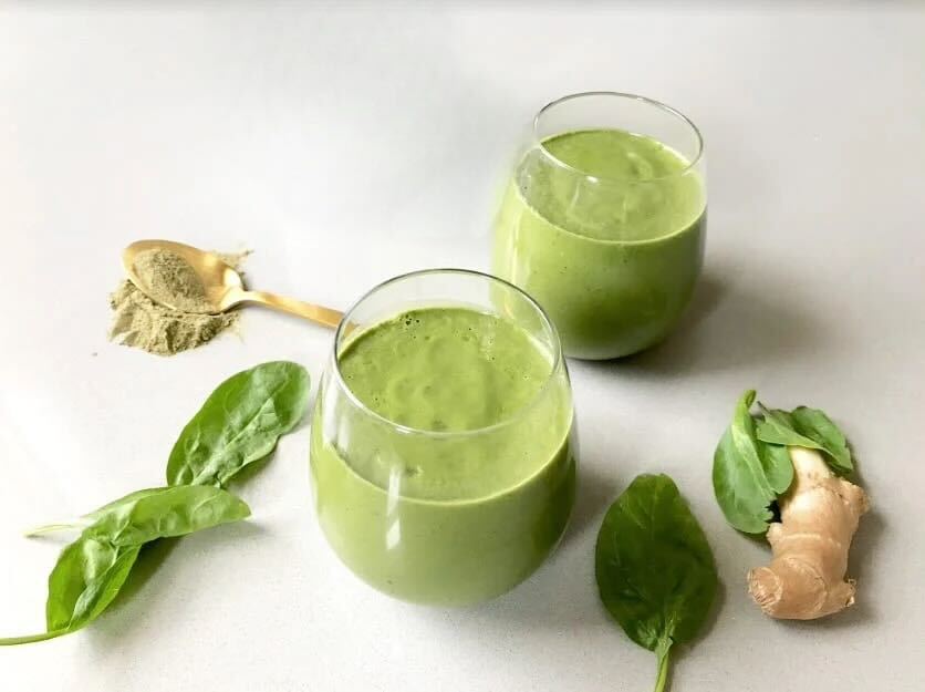 Matcha Smoothie With Superfood Greens
