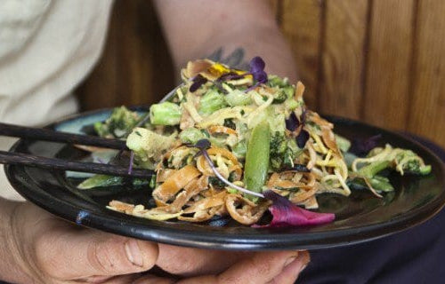 An Easy Noodle Stir Fry Useful For The Best Summer Days