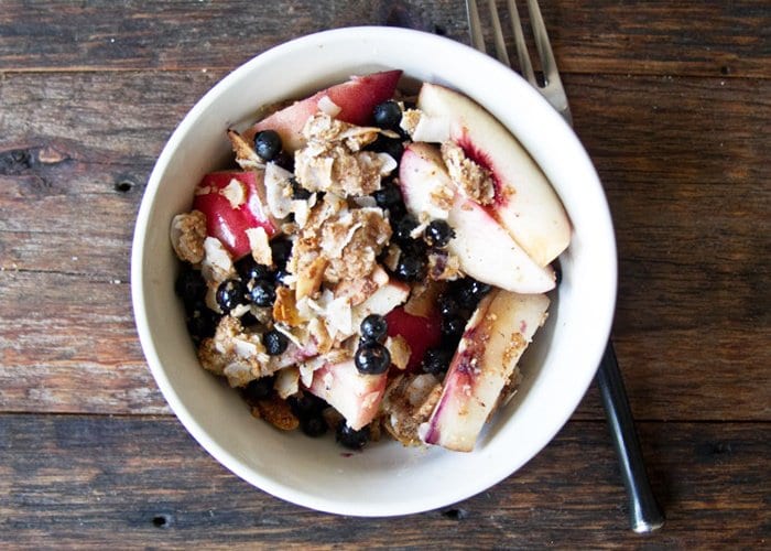 A Simple Blueberry Crumble Anyone Can Make