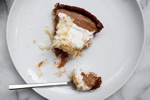 Enjoy This Surprise Vegan Chocolate Pie