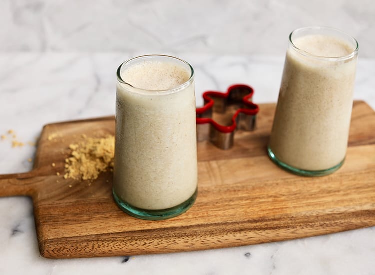 This Festive Gingerbread Smoothie Tastes Amazing