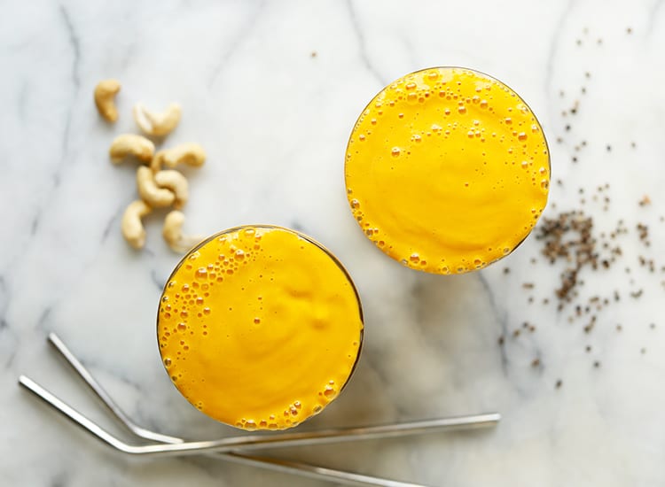 Mango Cardamom Smoothie Packed With Antioxidants