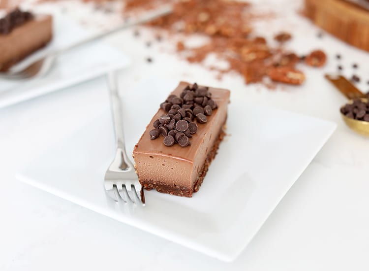These Vegan Cheesecake Bars Are Great For Sharing